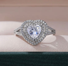 Load image into Gallery viewer, Exquisite Heart Shaped Cubic Zirconia