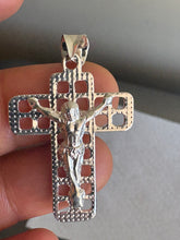 Load image into Gallery viewer, Crucifico de plata