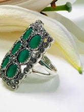 Load image into Gallery viewer, Green Gemstone Fashion Ring