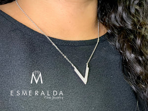 V-Shaped Necklace - Esmeralda Fine Jewlery