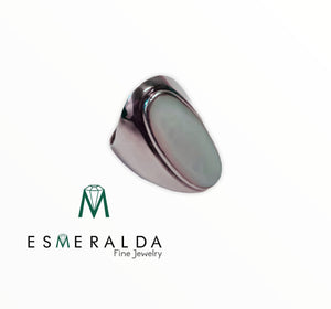 White Oval Gemstone Cocktail Ring