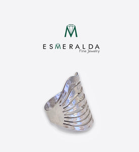 Esmeralda’s Curves Silver Ring - Esmeralda Fine Jewlery