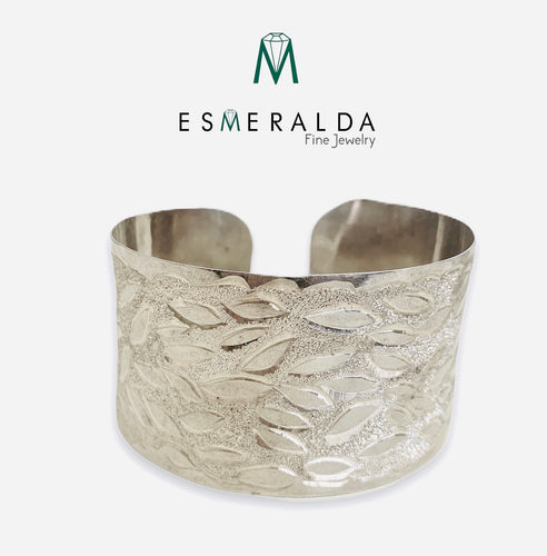 Esmeralda’s Leaf Design Cuff - Esmeralda Fine Jewlery