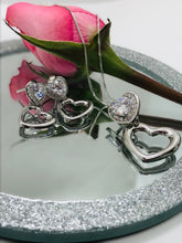 Load image into Gallery viewer, Heart Pendant Gift Set
